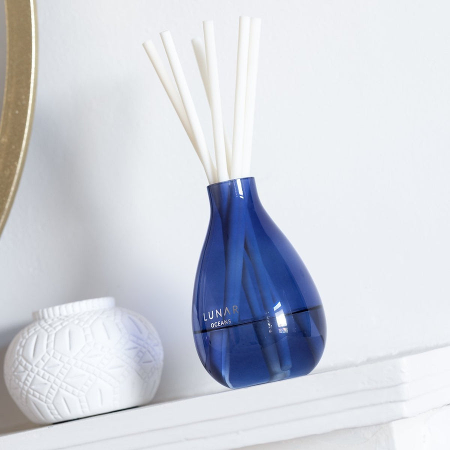 Blue vase reed diffuser